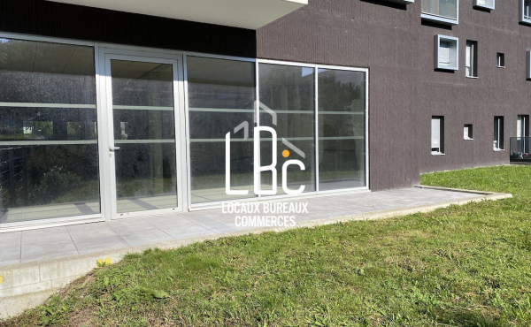 Nantes Ouest - À vendre local commercial 158,30 m²