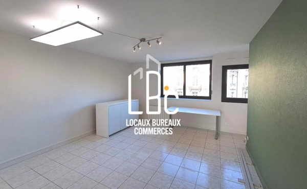 Nantes - bureau 64 m2